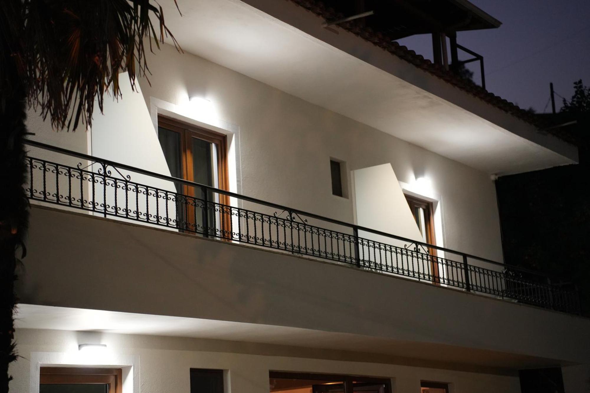 Villa Qeli Гирокастра Экстерьер фото