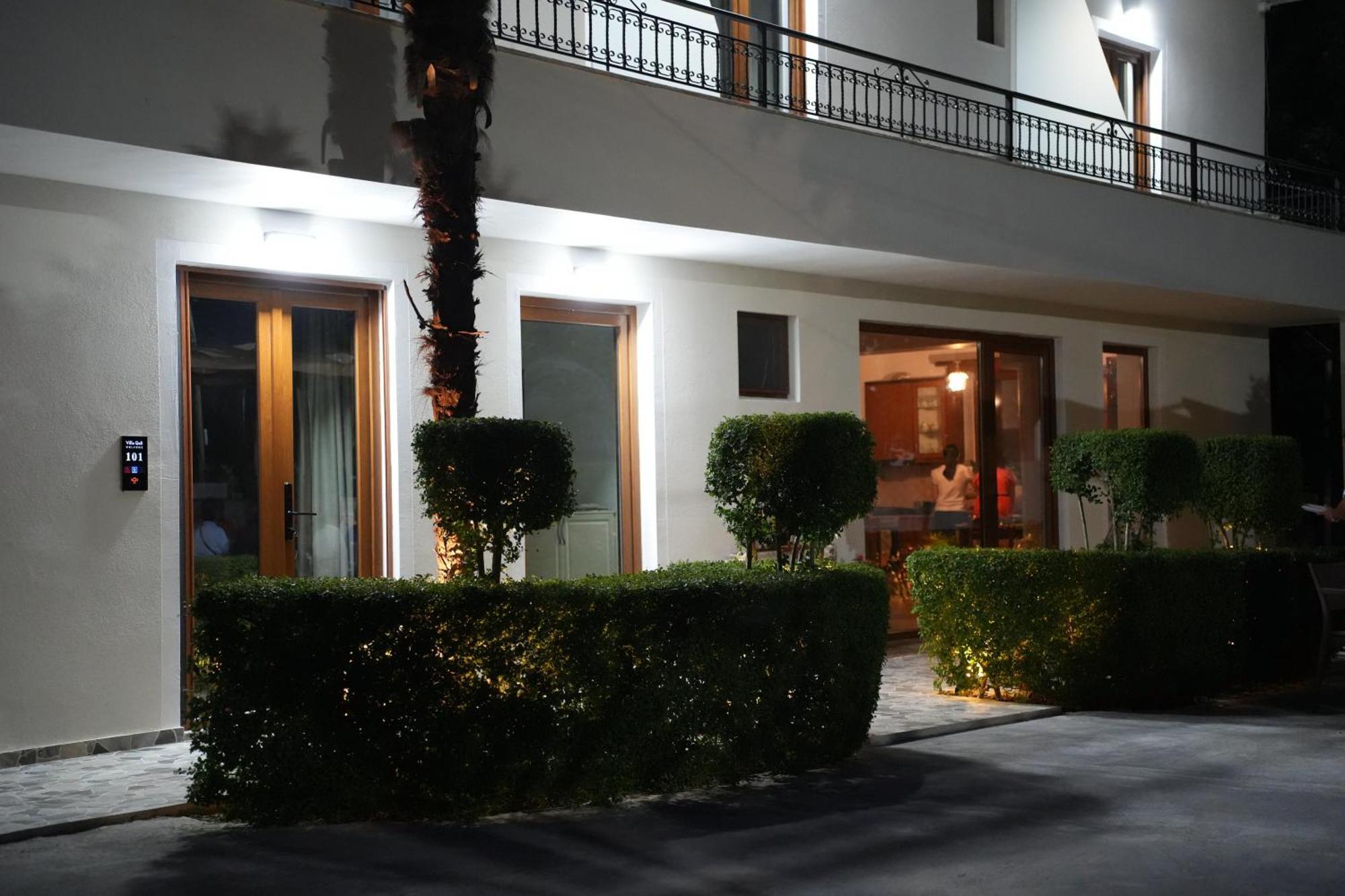 Villa Qeli Гирокастра Экстерьер фото